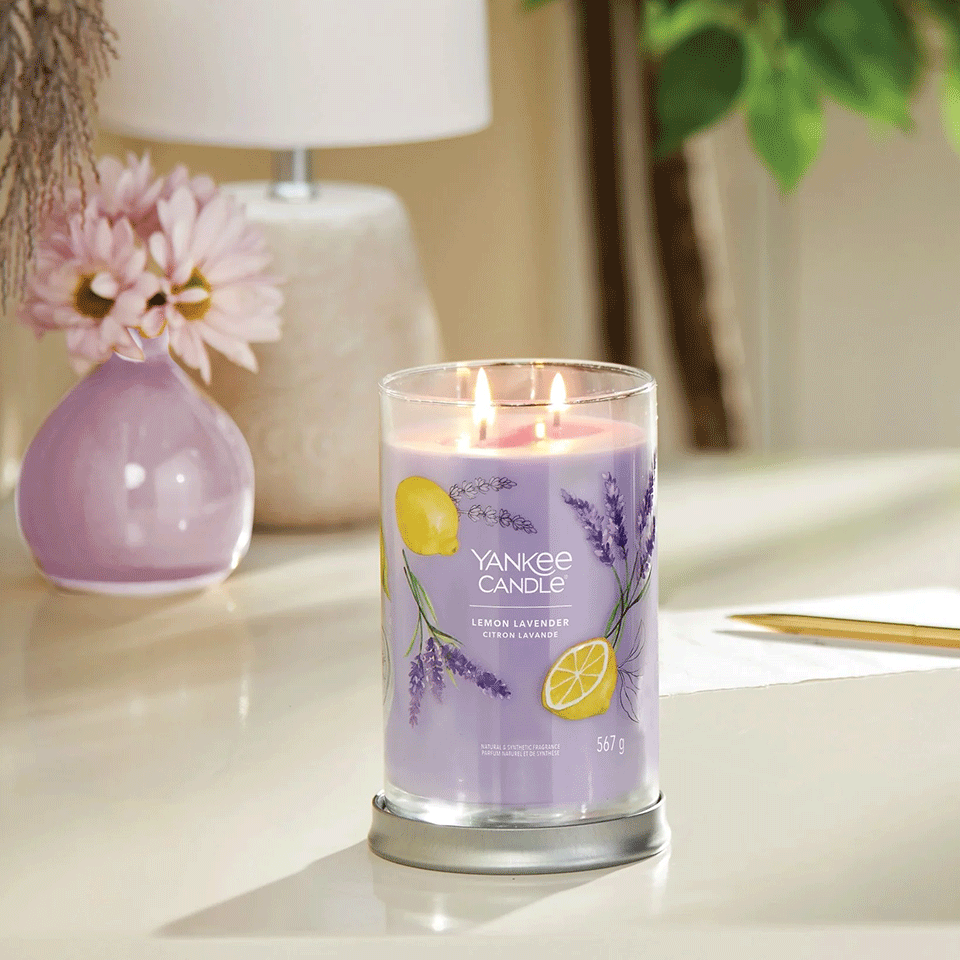 Set de 4 bougies larges parfum surprise (567g) Yankee Candle – Image 5