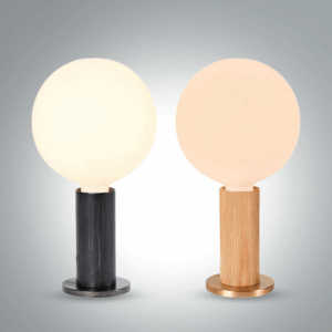 Lampe de table en chene haute qualité TALA